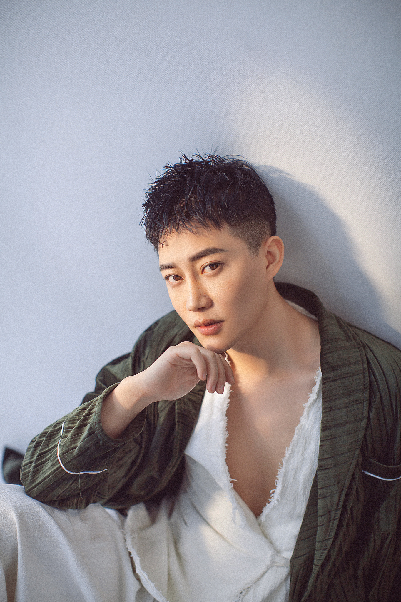 gnazzc74zx">吴江,1995年10月24日出生于山西省吕梁市,中国内地男演员