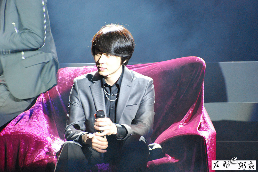  p>李先镐(         ) ,艺名:  a href="#">andy /a> ,韩国男子组合