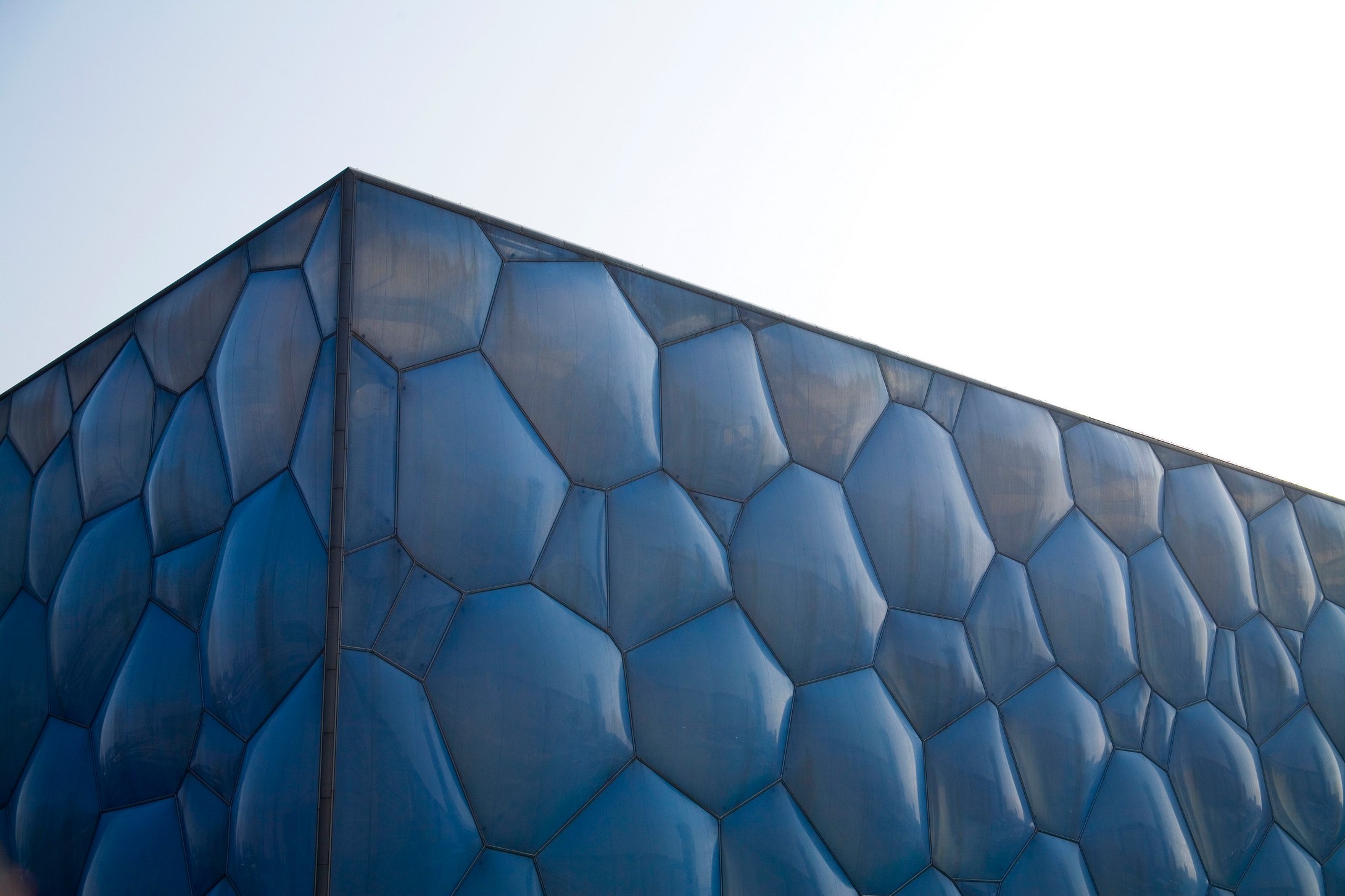 9qiawmua">国家游泳中心(national  aquatics  center),别名"水立方"