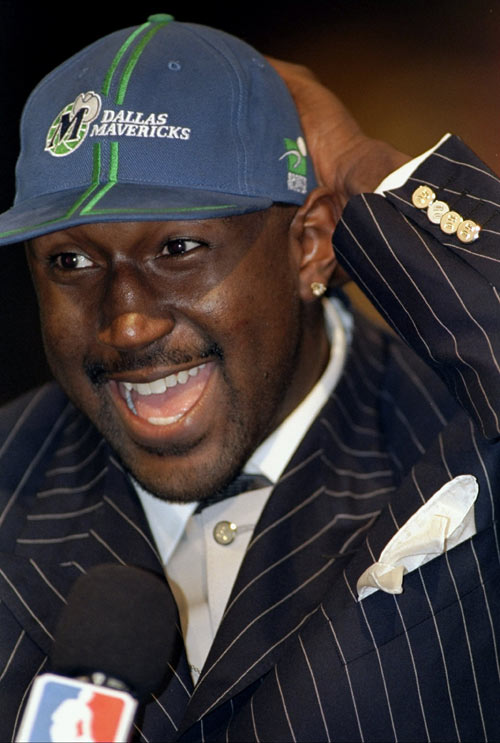  p>罗伯特·特雷勒(robert traylor,1977年2月1日—2011年5月12日)