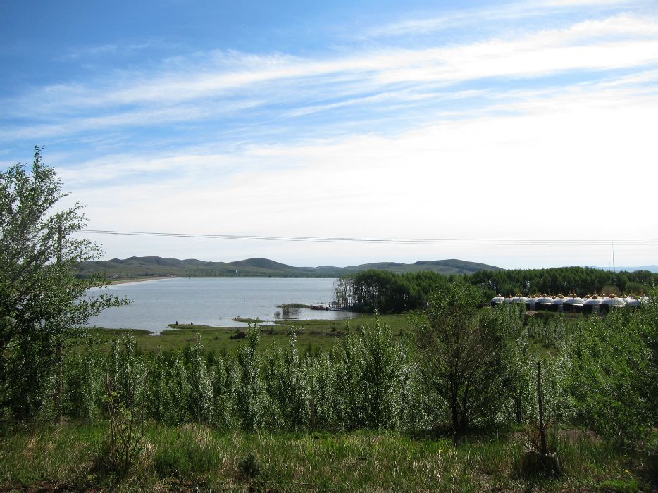 闪电湖,地处河北省 a target="_blank" href="/item/沽源县/10680572"