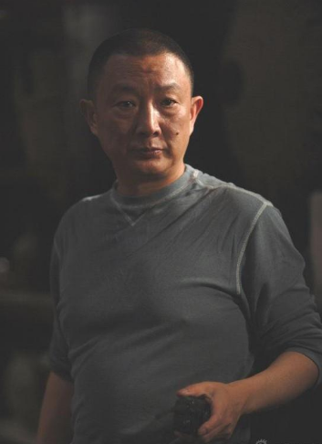  p data-id="go49focz4o">张黎,1957年出生于河北省,中国内地男导演