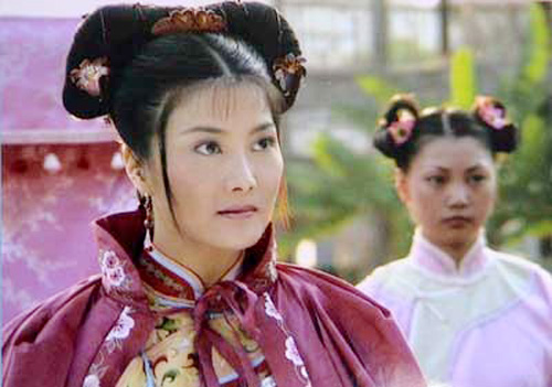  p>《铁齿铜牙纪晓岚》是中国大陆2000年首播的古装电视剧.