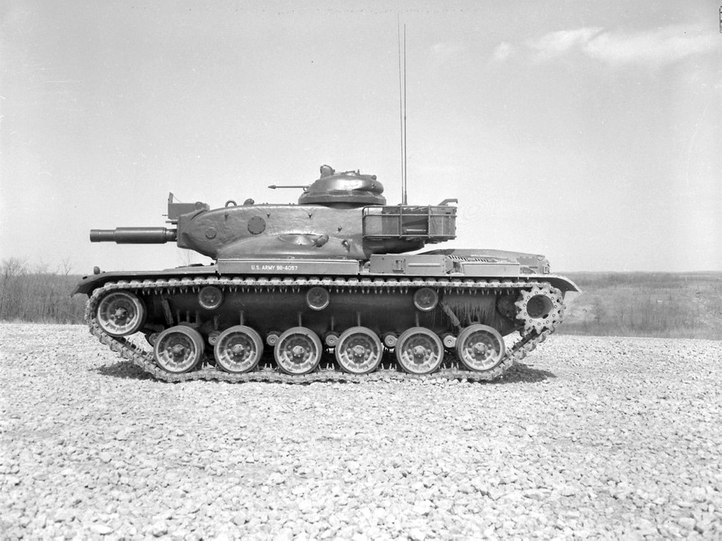  p>m60主战坦克(英文:m60 main battle tank,绰号:patton ,译文:巴顿)