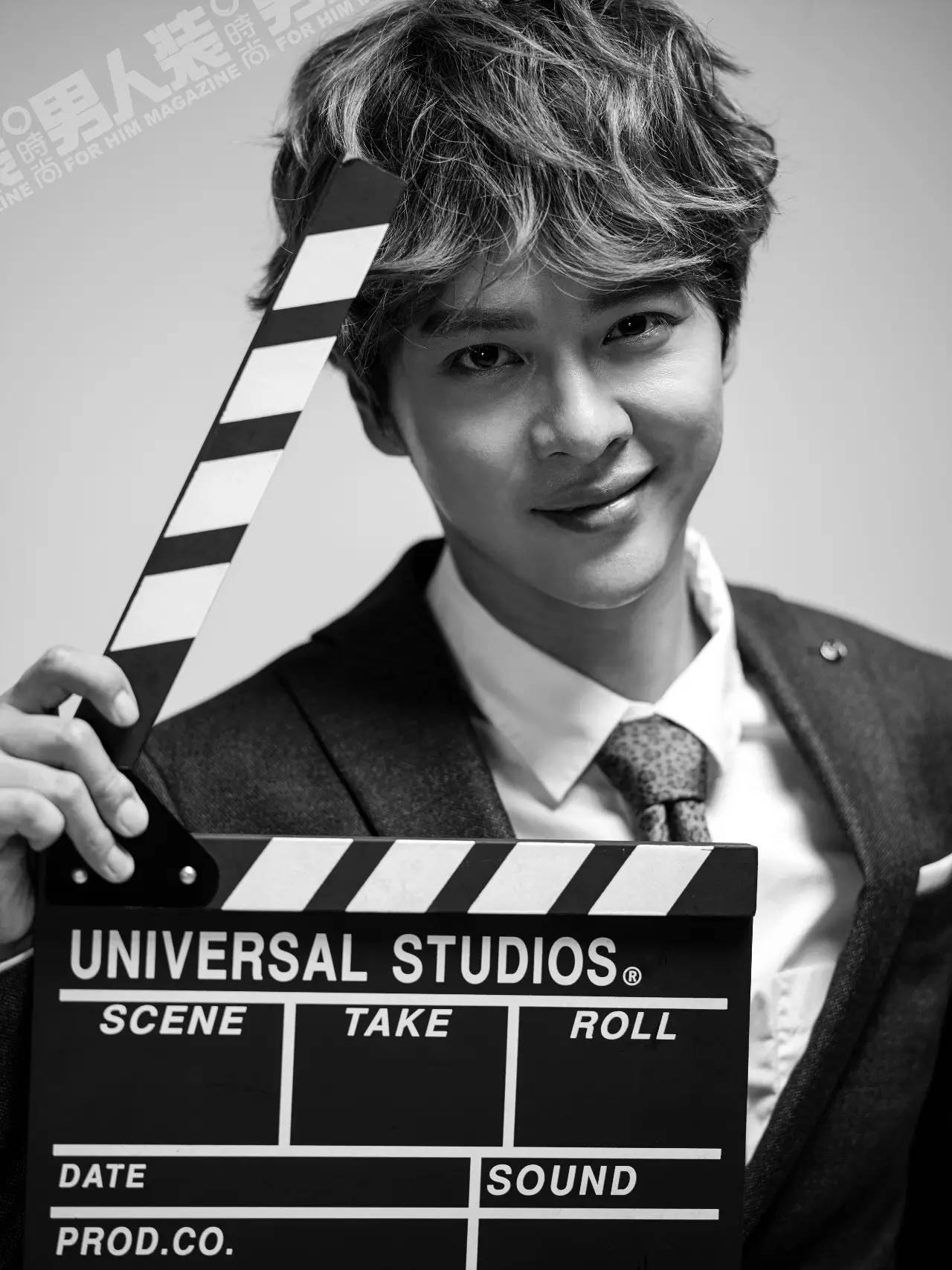 原名徐垚,1983年4月17日出生于山东省济南市,中国内地男演员,毕业于 a