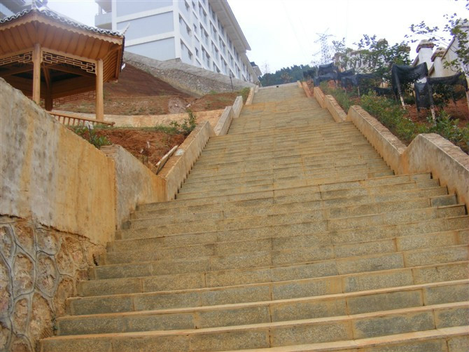 凯里市博南高级中学