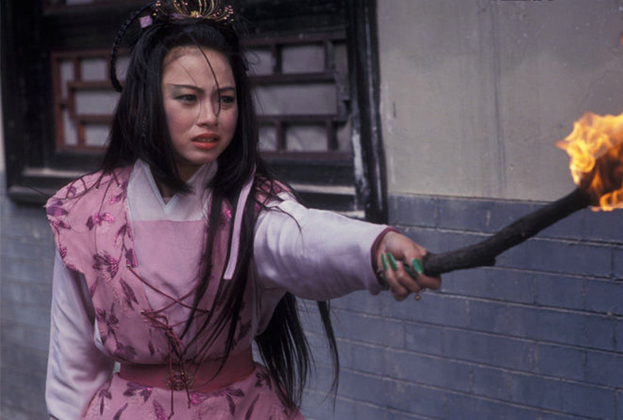  p>刘玉翠,1966年12月11日出生于香港,毕业于香港演艺学院,中国香港女