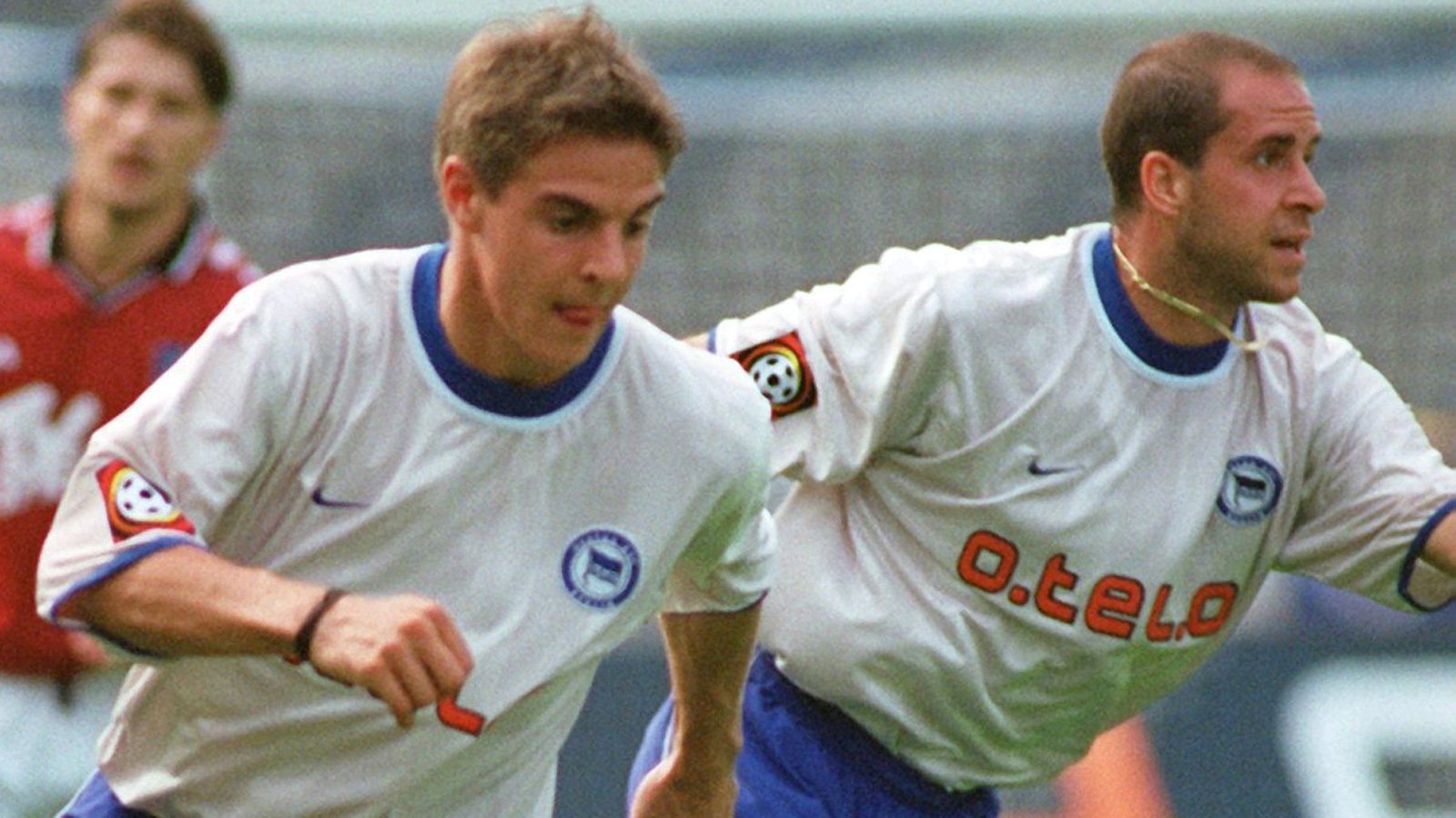  p>塞巴斯蒂安·代斯勒(sebastian deisler),1980年1月5日出生于德国