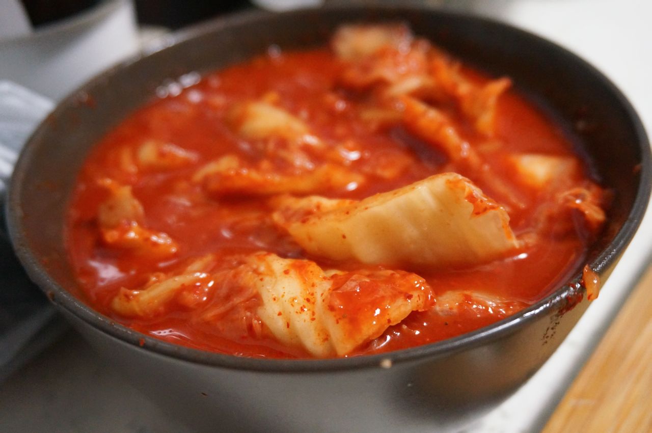 韩式辣白菜牛尾汤