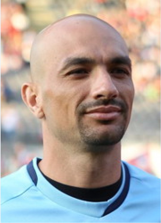 马科斯(1976-06-21,巴西),巴西的一名足球运动员,场上位置是一名门将