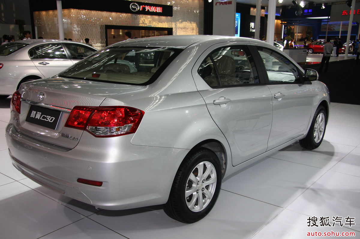  p>长城c30是长城汽车倾力打造,全新开发的一款全球战略车型,从开发到