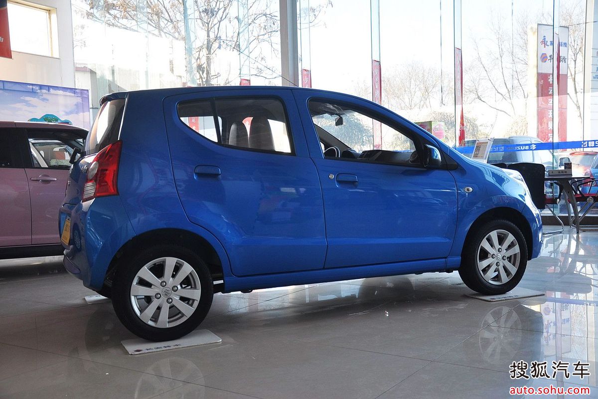  p>铃木奥拓是一款由中日合资的重庆 a href="#">长安铃木汽车有限