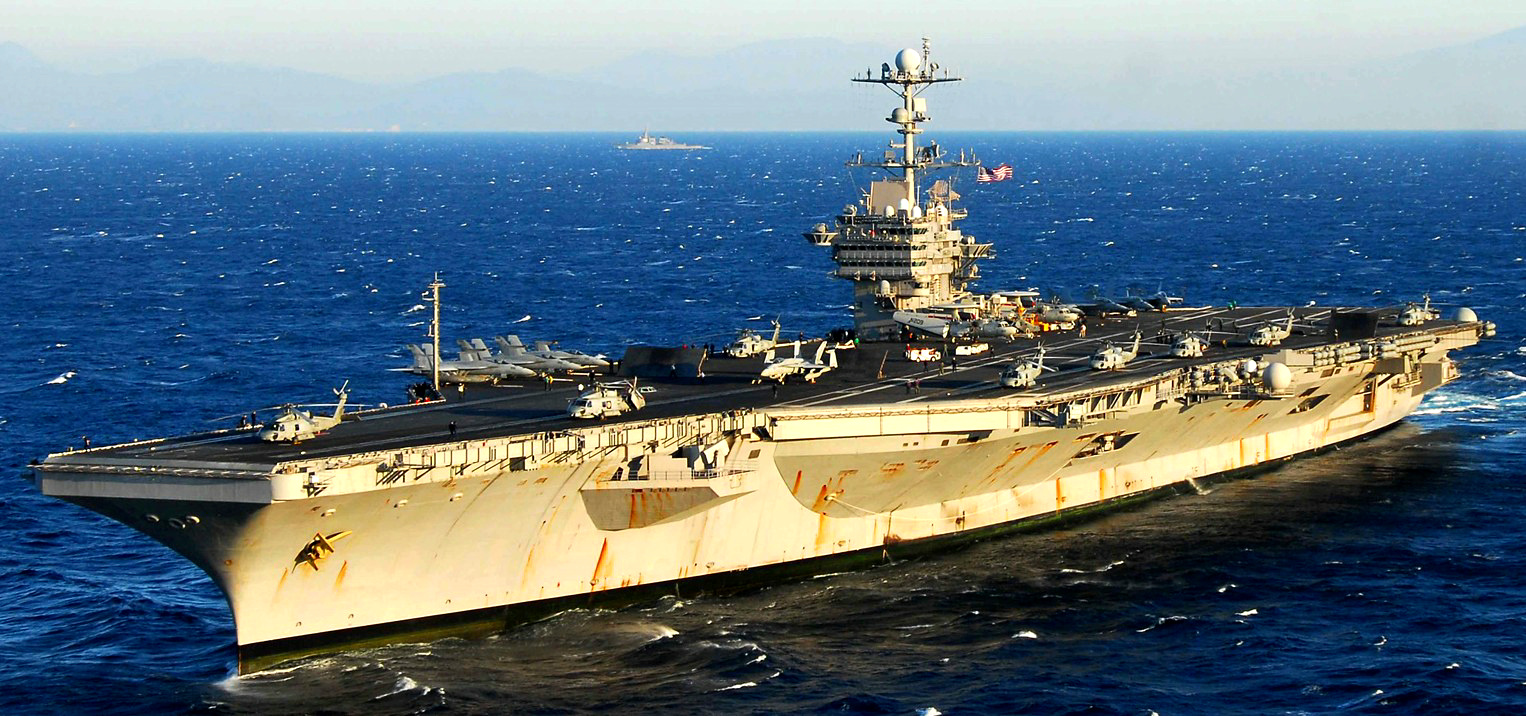 号航空母舰),是20世纪80年代美国建造的世界上吨位最大的航母之一,为 