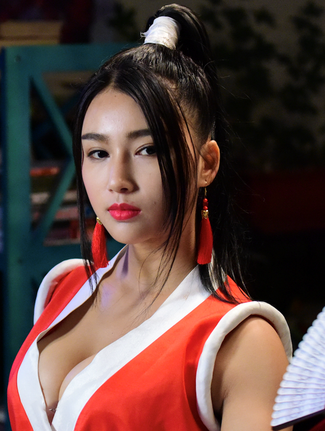丽娜扮演角色
