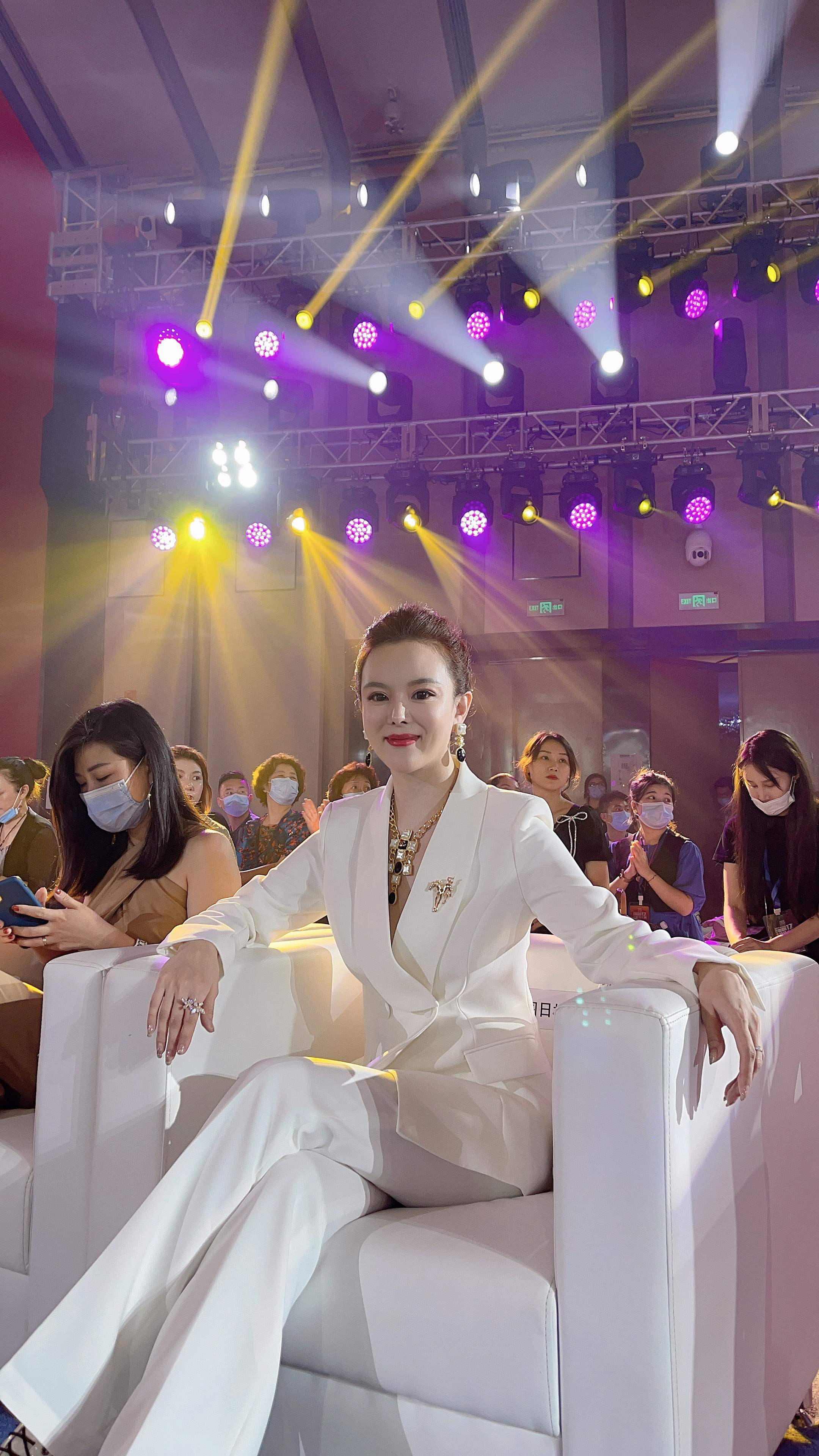 p data-id="sehdpqgaqauj">李潇潇,2010年毕业