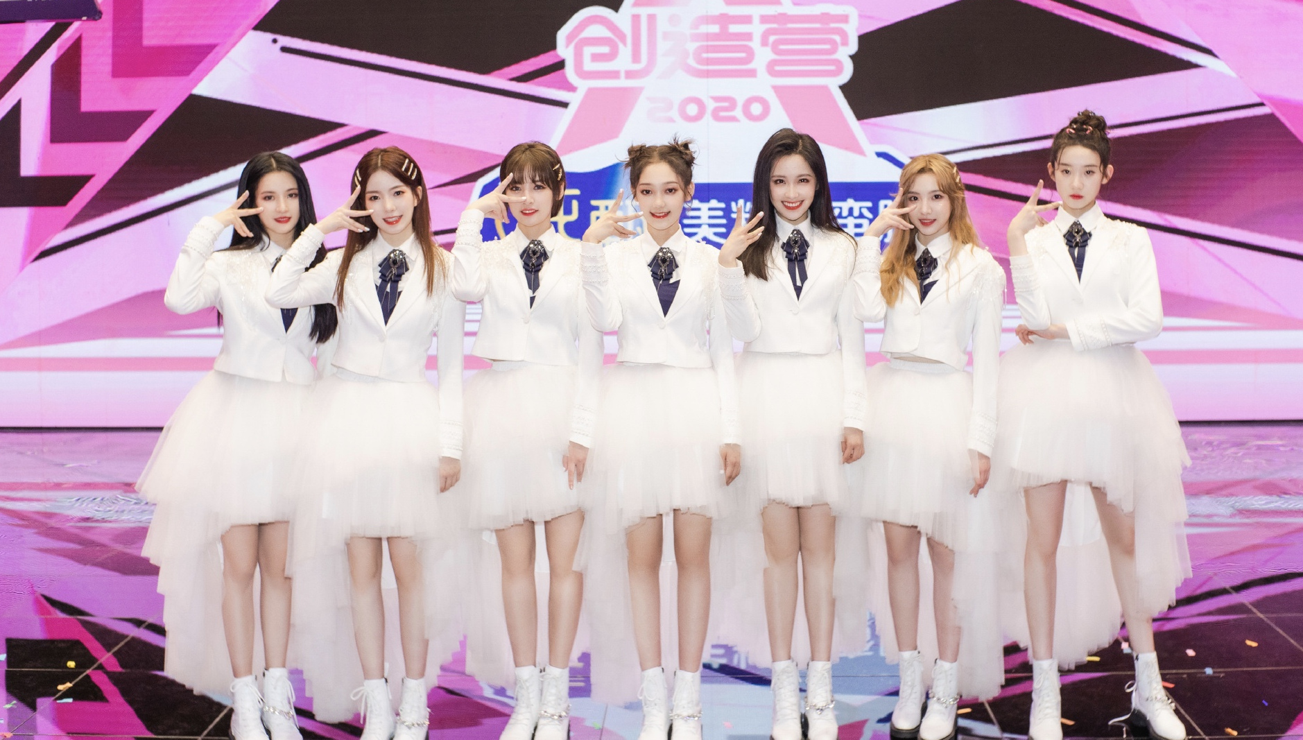  p>硬糖少女303(bonbon girls 303),中国内地流行乐女子演唱组合,由 a