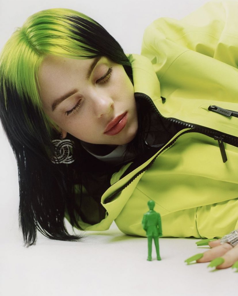  p>比莉·艾利什(billie eilish),2001年12月18日出生于美国加利福尼