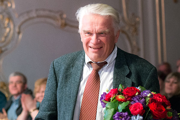 路德维希·法捷耶夫