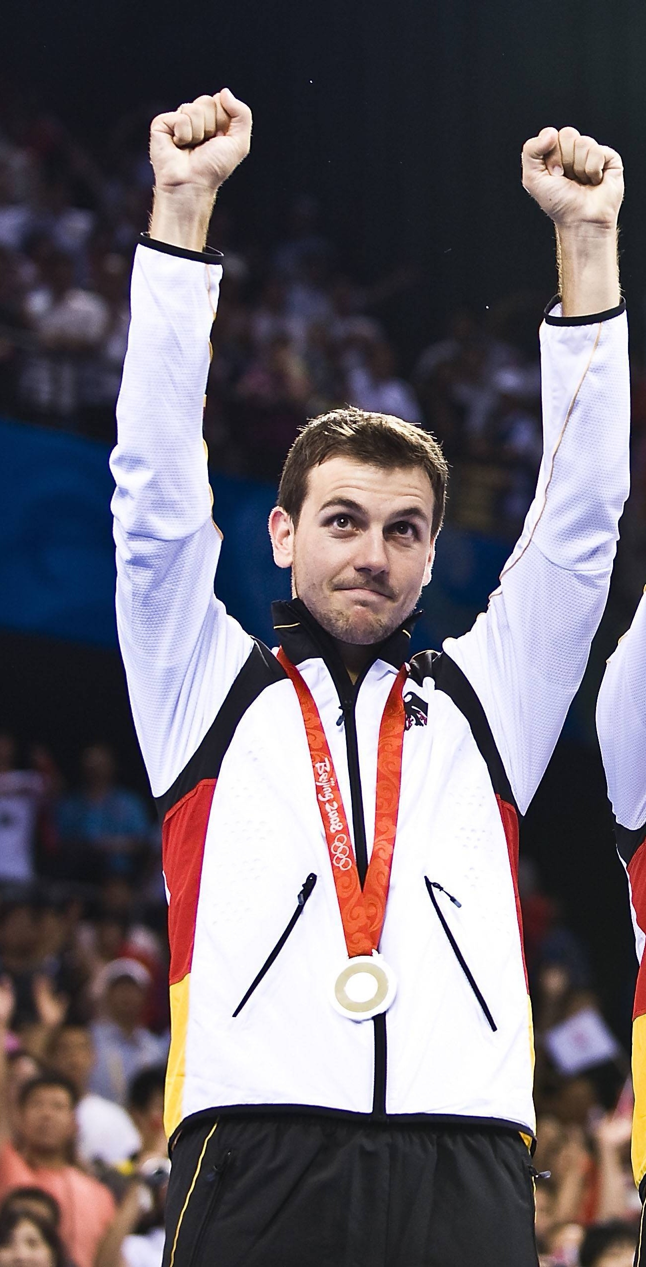 波尔(timo boll),1981年3月8日出生于德国奥登沃德,德国乒乓球运动员