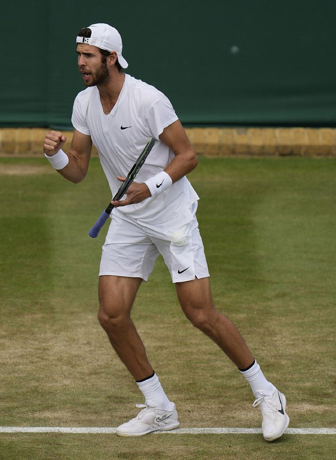 卡伦·卡恰诺夫