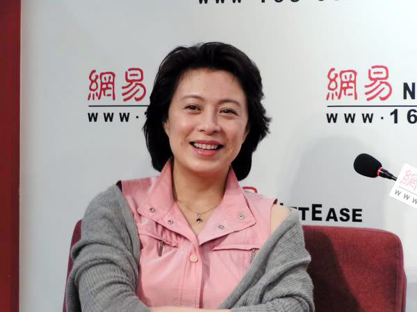  p data-id="gnwhsruxjf">殷新,1958年2月出生,著名女演员.