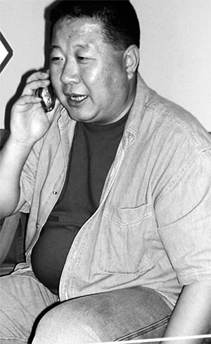 ="gnsw1ruggn">牛振华(1956年5月1日一2004年5月11日),中国内地男演员