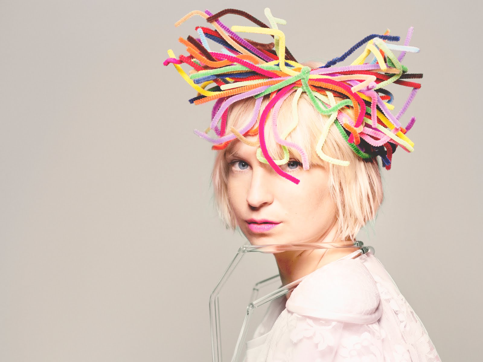 sia furler