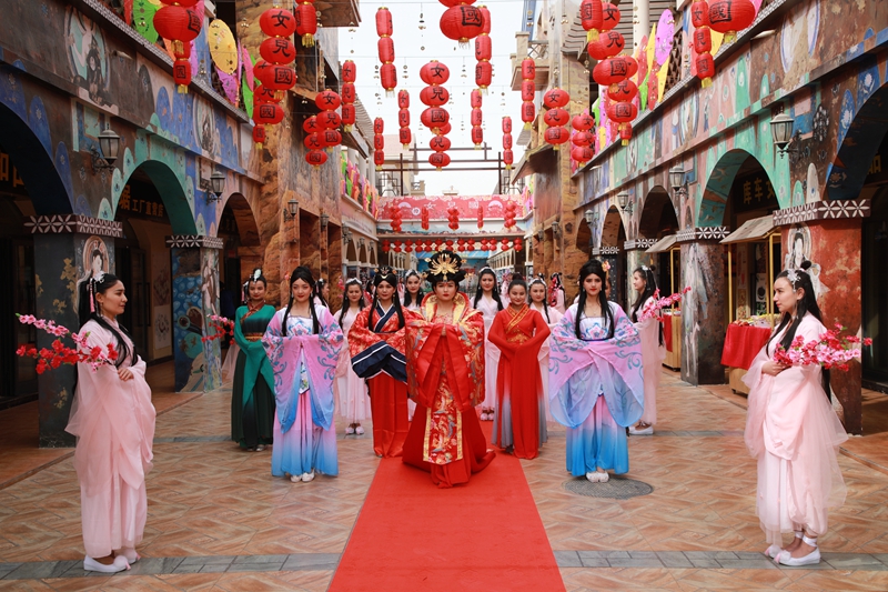 龟兹女儿国文旅商贸小镇