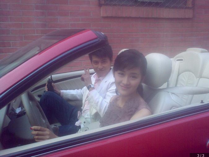  p data-id="gnbtrih0h5">黄千格( i>原名黄璧瑶 /i>),8月28日出生于