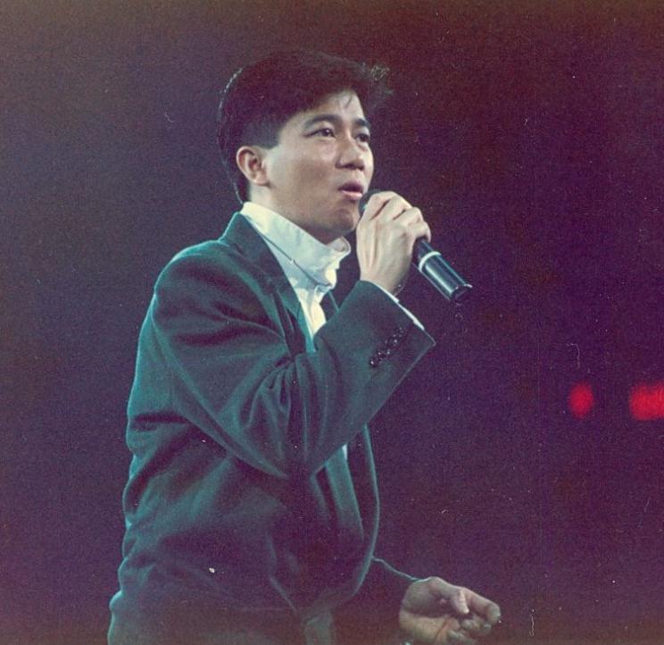 ">陈百强 /a>和 a target="_blank" href="/item/关正杰/5065233" da