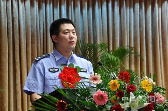 中共党员,大专文化,1989年7月安徽农学院毕业,先后任凤阳县团委副书记