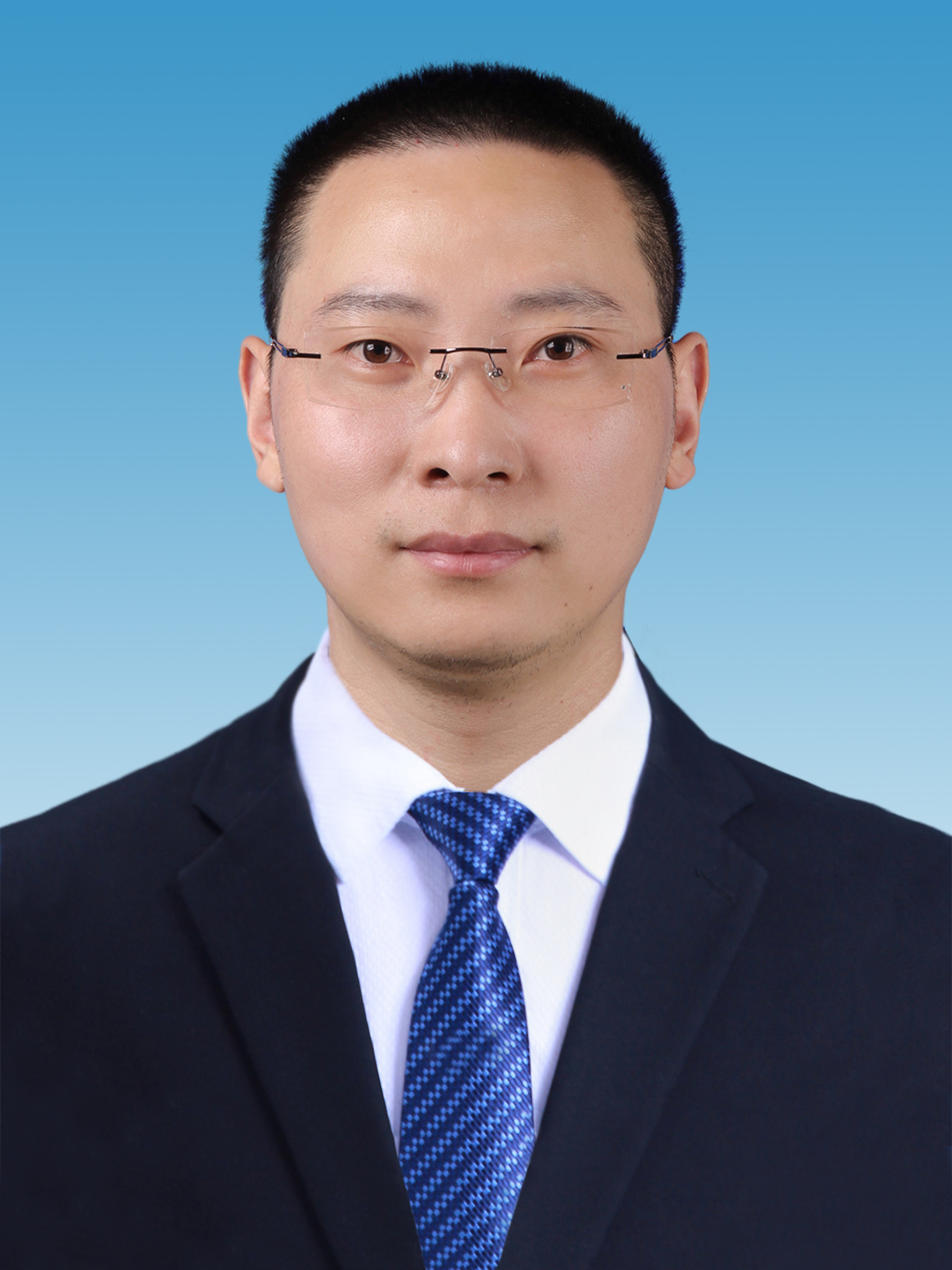  p data-id="ulttopx8hxsd">郑泽亚,现任贵州省遵义市红花岗区纪委