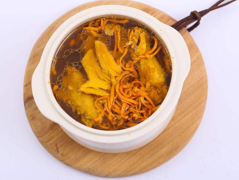 虫草花胶花炖鸡