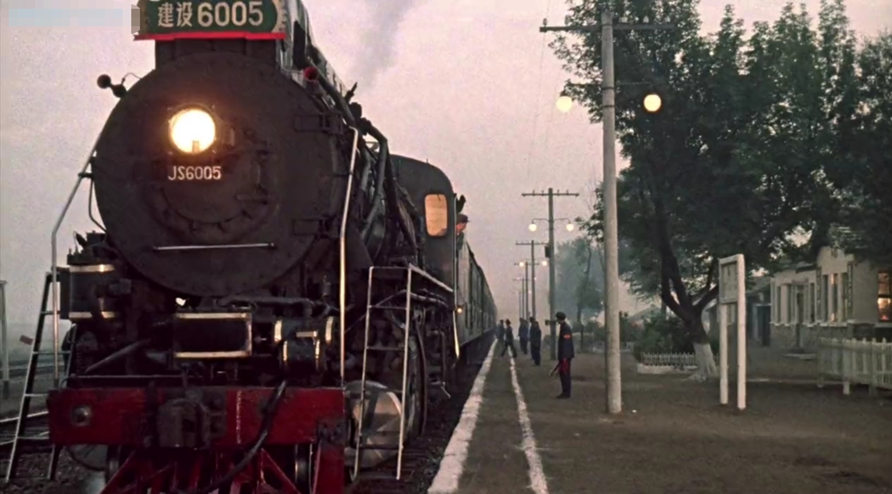  /a>导演的电影,讲述早年的吉林铁路局,曾经为抢救一位使列车脱险