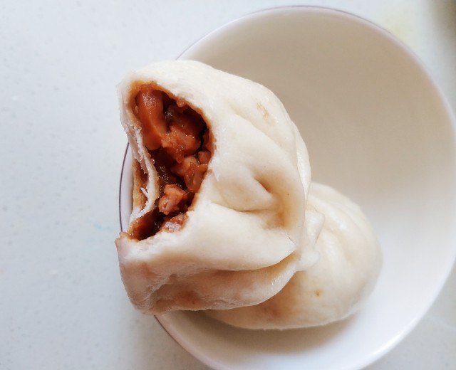 香菇肉丁包