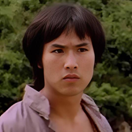 何广伦