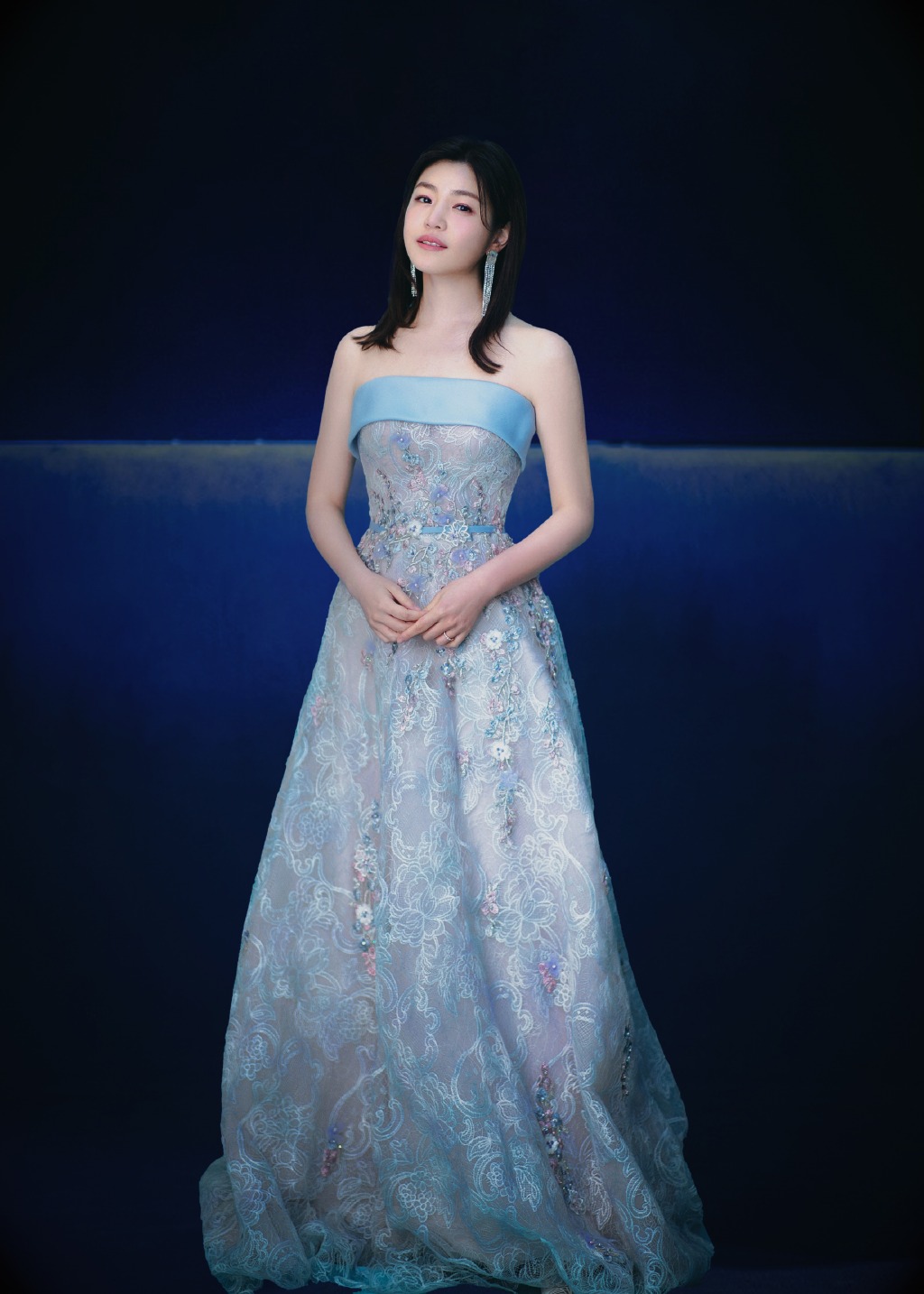  p>陈妍希(michelle chen),本名陈玫璇,1983年5月31日出生于台湾省