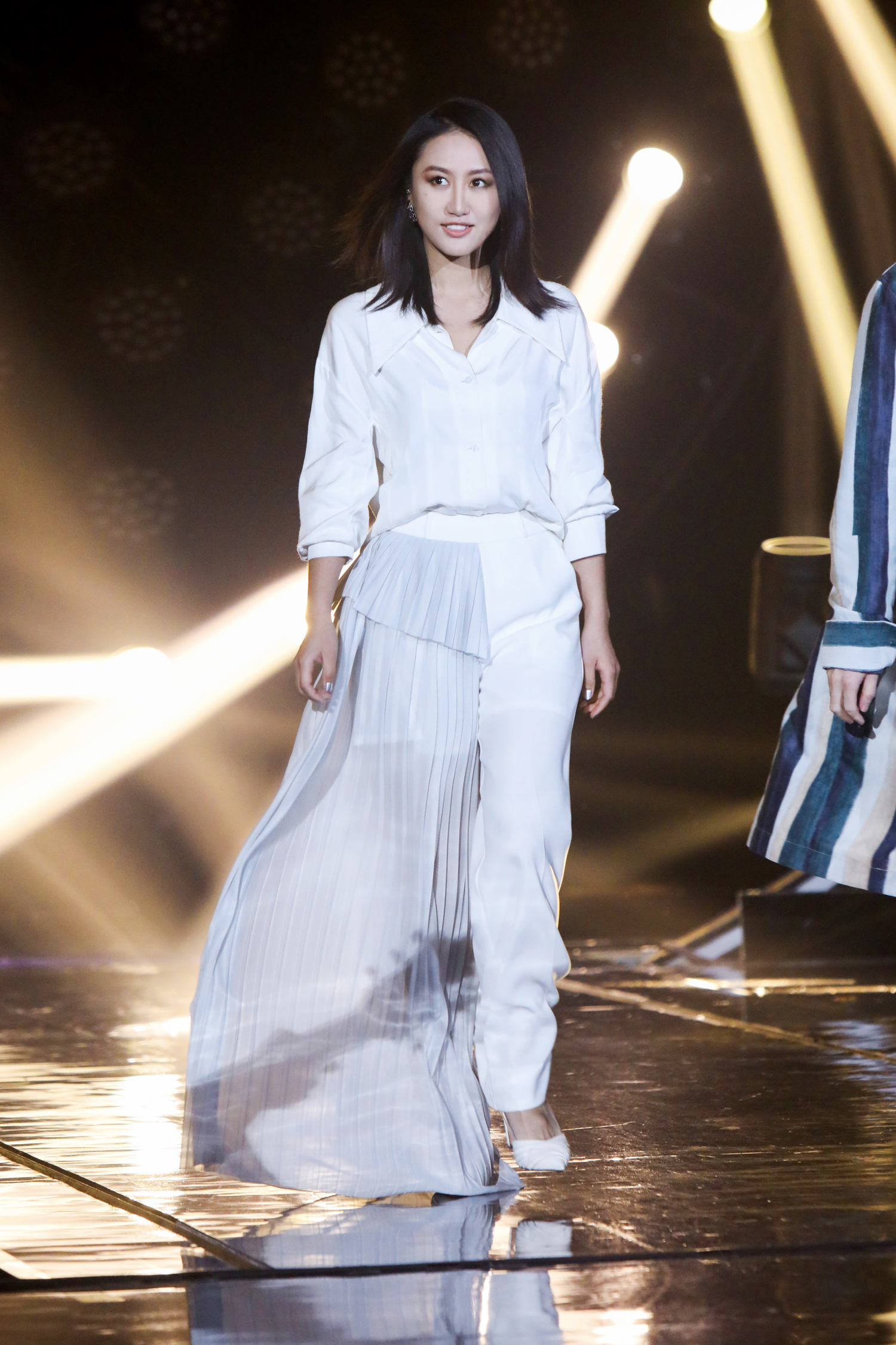  p>陈粒,1990年7月26日出生于贵州省 a target="_blank" href="/item