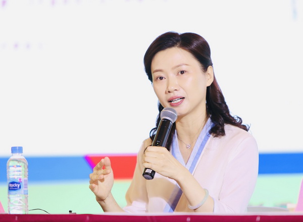 专访｜杨雨：读词是没有标准答案的_百科TA说