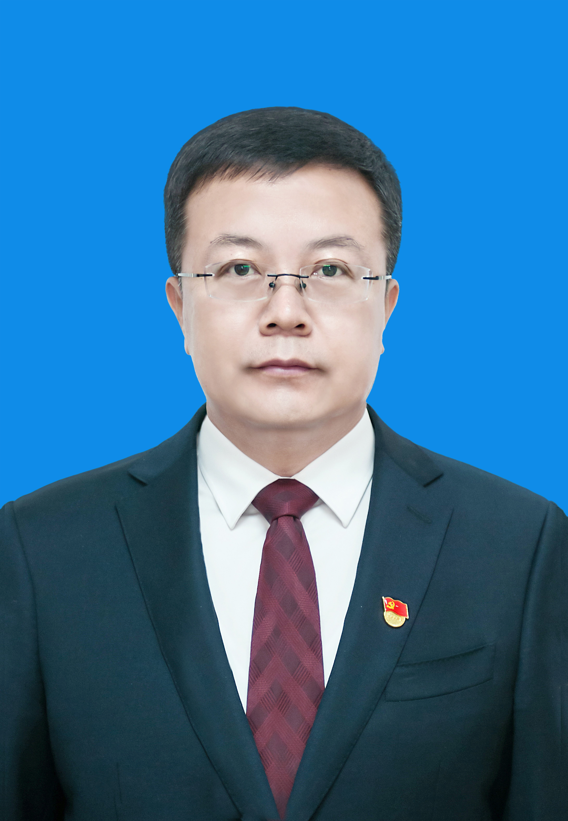  /p> p>现任内蒙古自治区鄂托克旗委书记. /p>