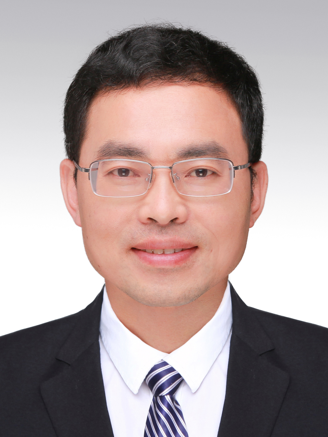  p>金剑欣,男,1974年8月生,浙江温州人,1995年8月参加工作,1992年11月