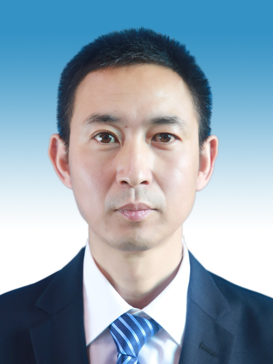 钱卫华,男,汉族,1977年12月出生,浙江长兴