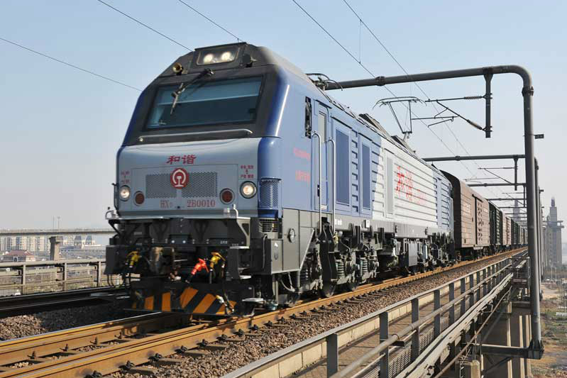 和谐2b型电力机车