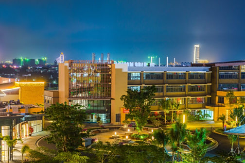 学院夜景