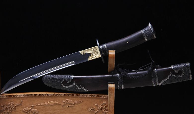  p data-id="gnwoprrwe4">清刀即清代制式的军刀.