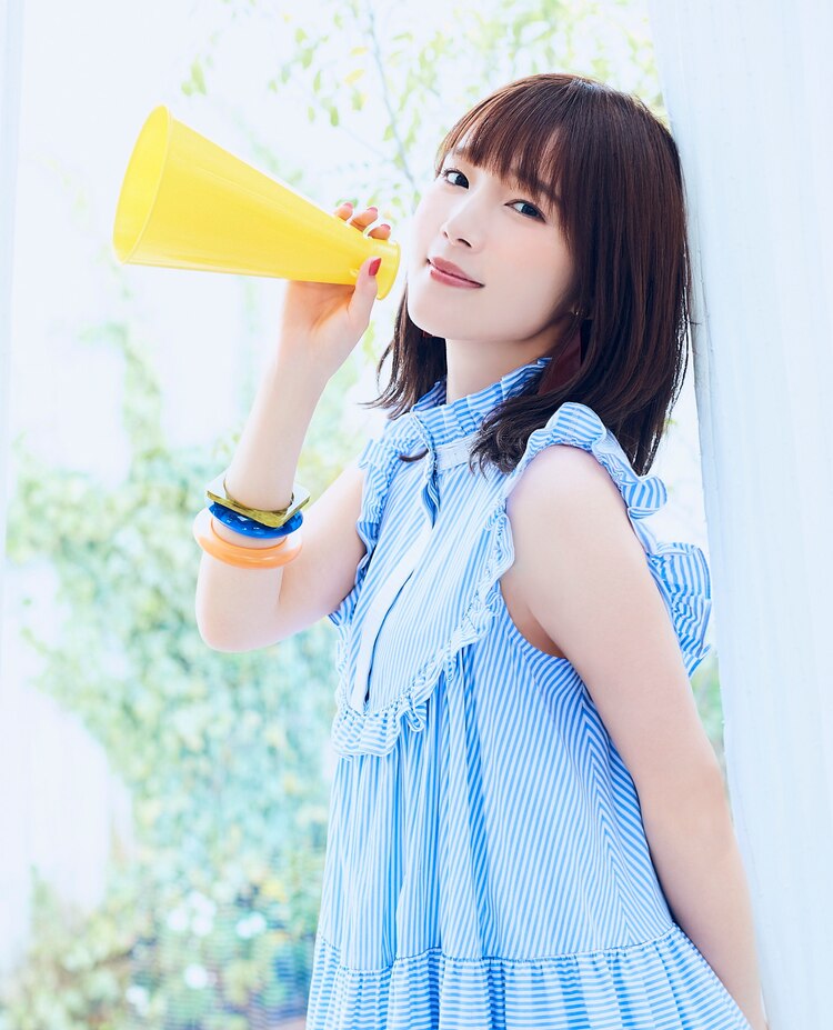 内田真礼
