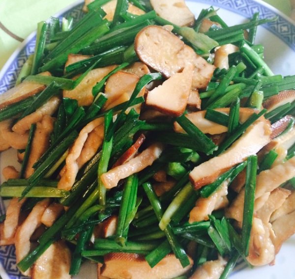 韭菜豆干炒肉丝