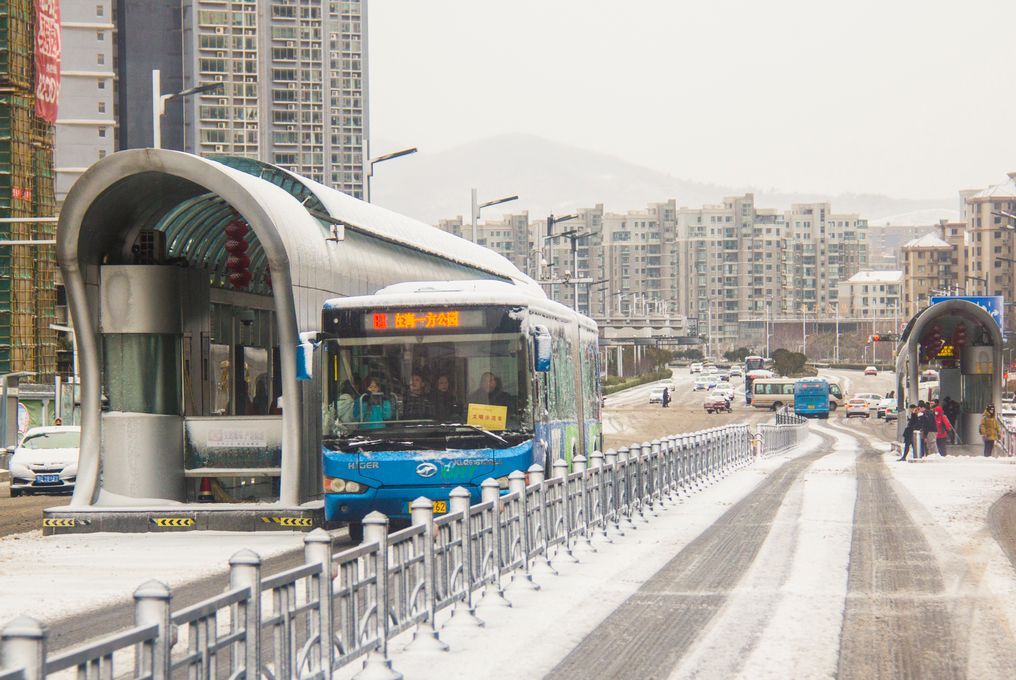 j7h">连云港快速公交(lianyungang bus rapid transit),又称连云港brt