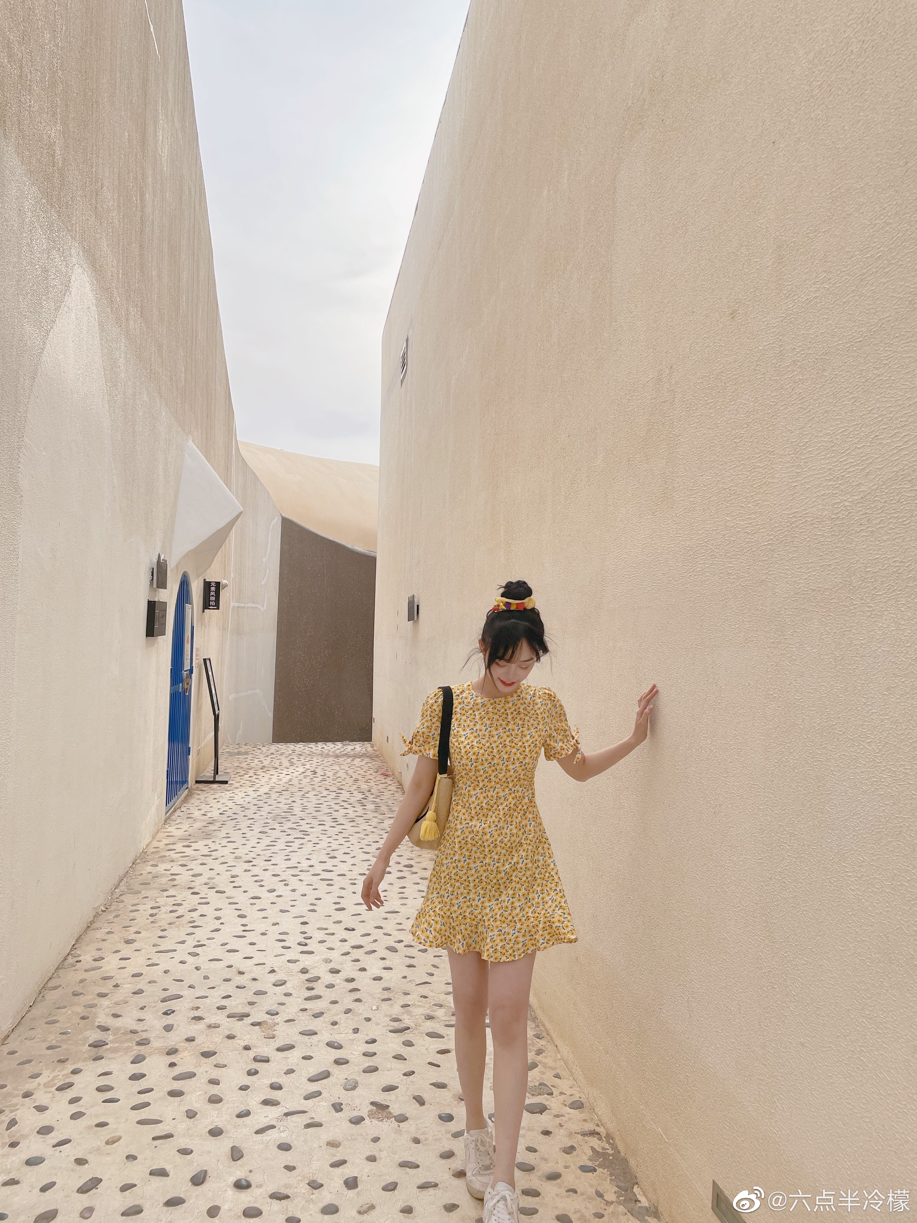  p data-id="gncndaayd4">冷檬,本名林雅婷,1993年5月2日出生于云南省