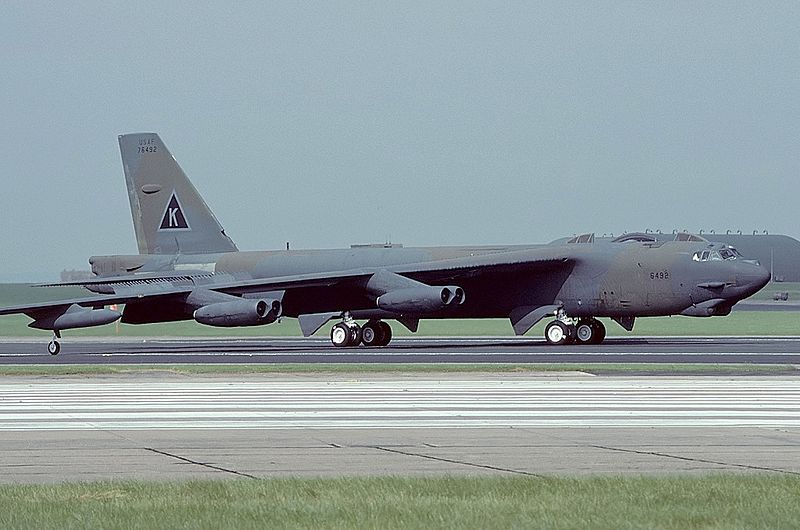 b-52h--美"同温层堡垒"战略轰炸机